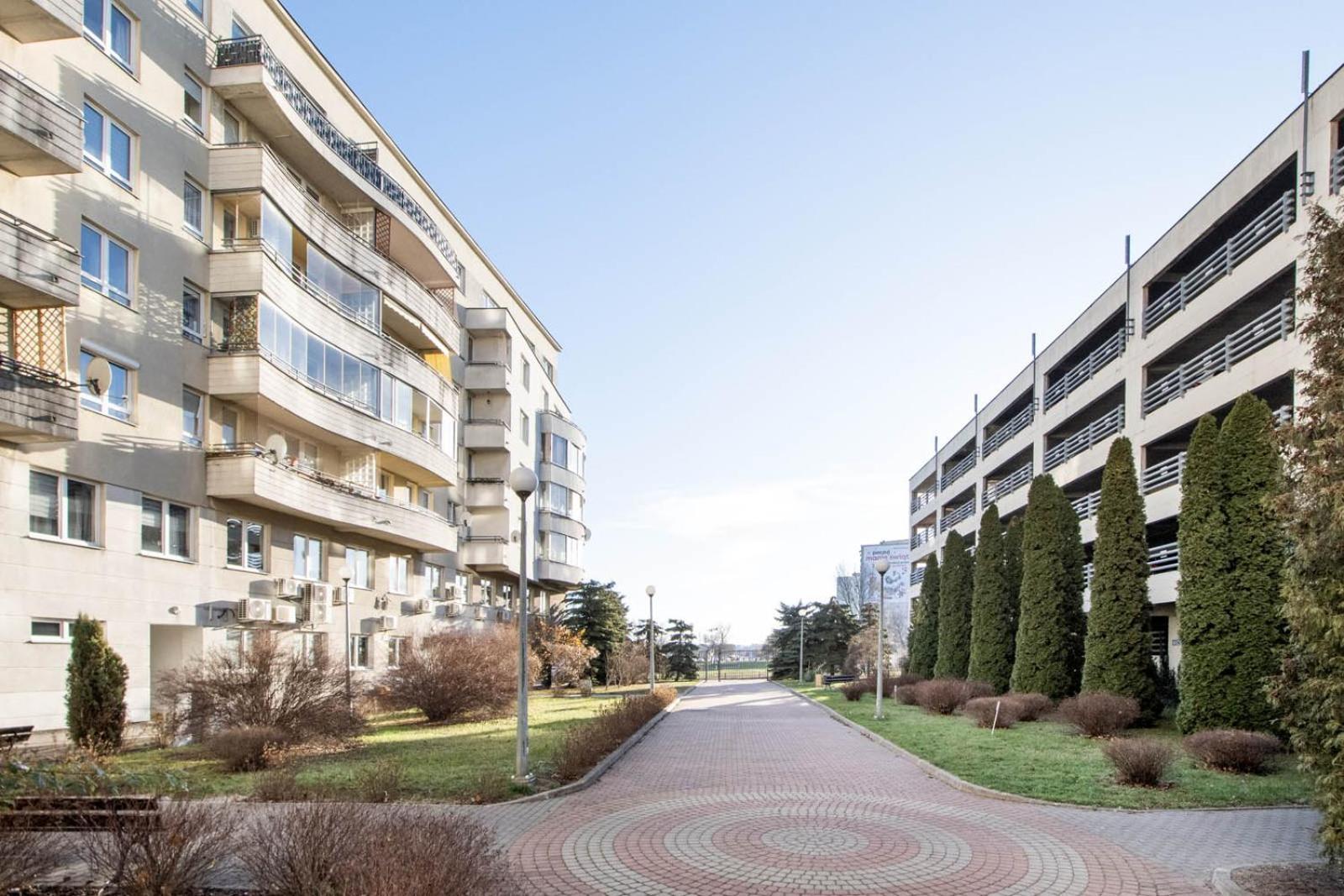 Gama Home Kondratowicza18 Varşovia Exterior foto