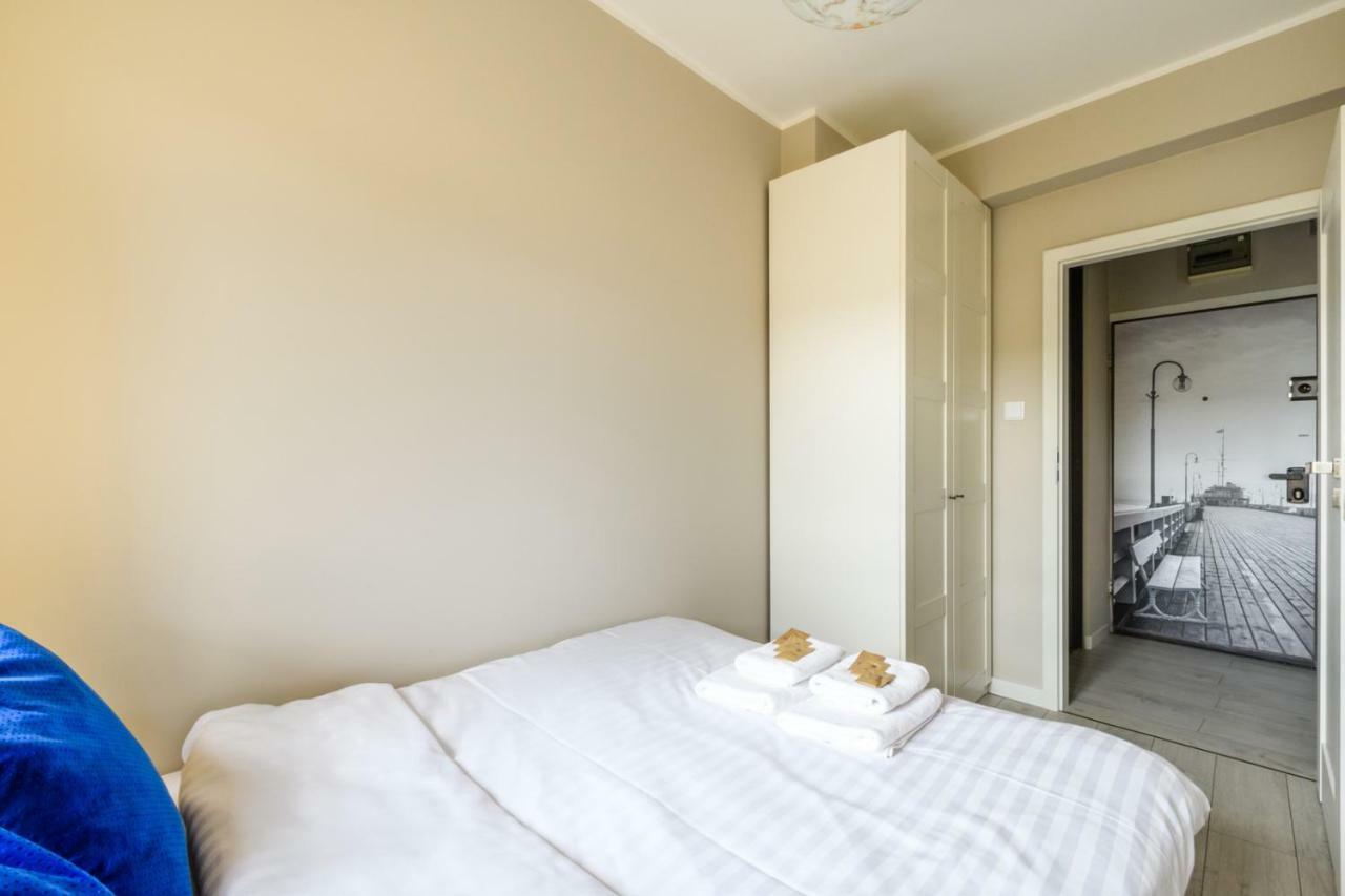 Gama Home Kondratowicza18 Varşovia Exterior foto